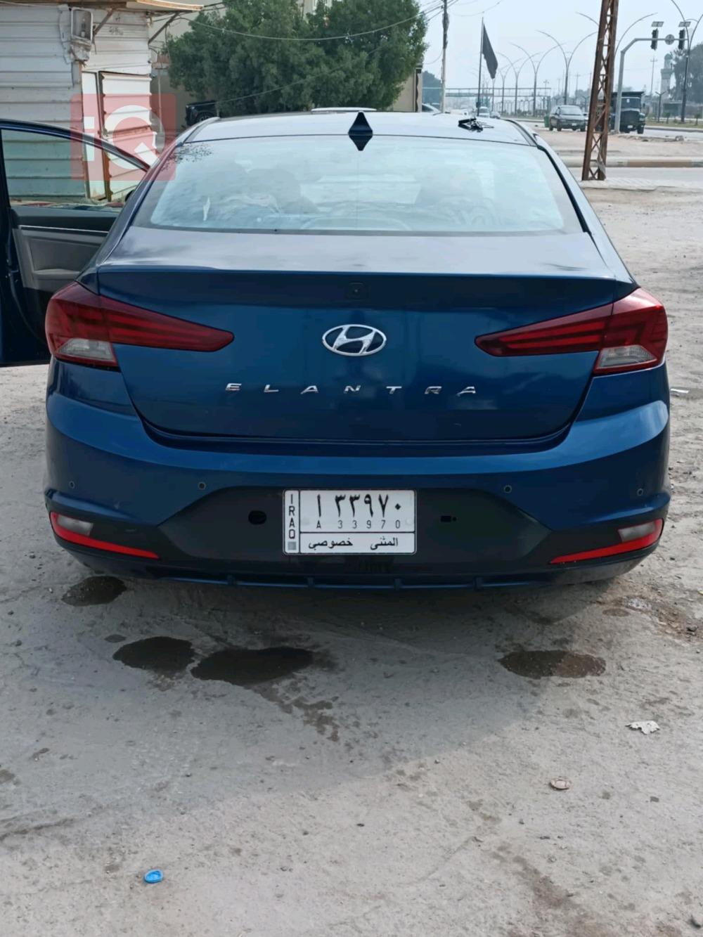 هیوندای ئەلەنترا